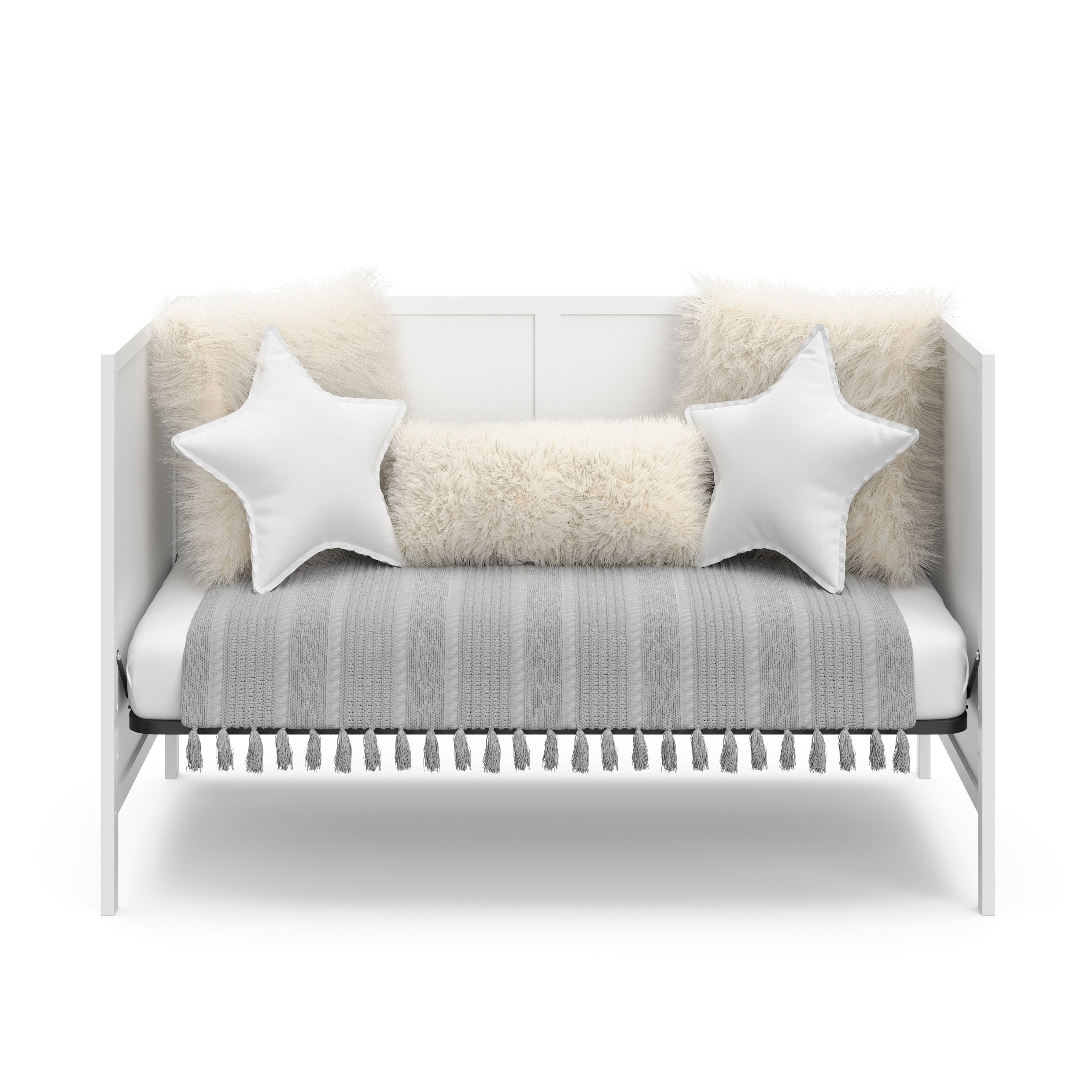 White crib in daybed conversion