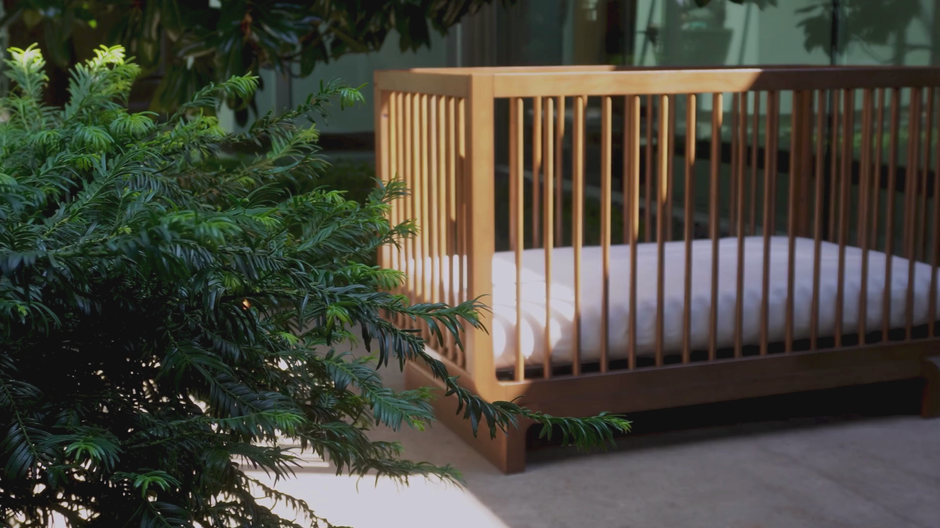 Santorini Crib Product Video